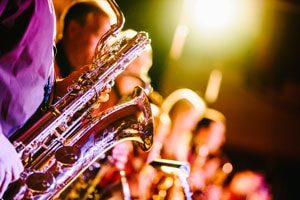 Saxes